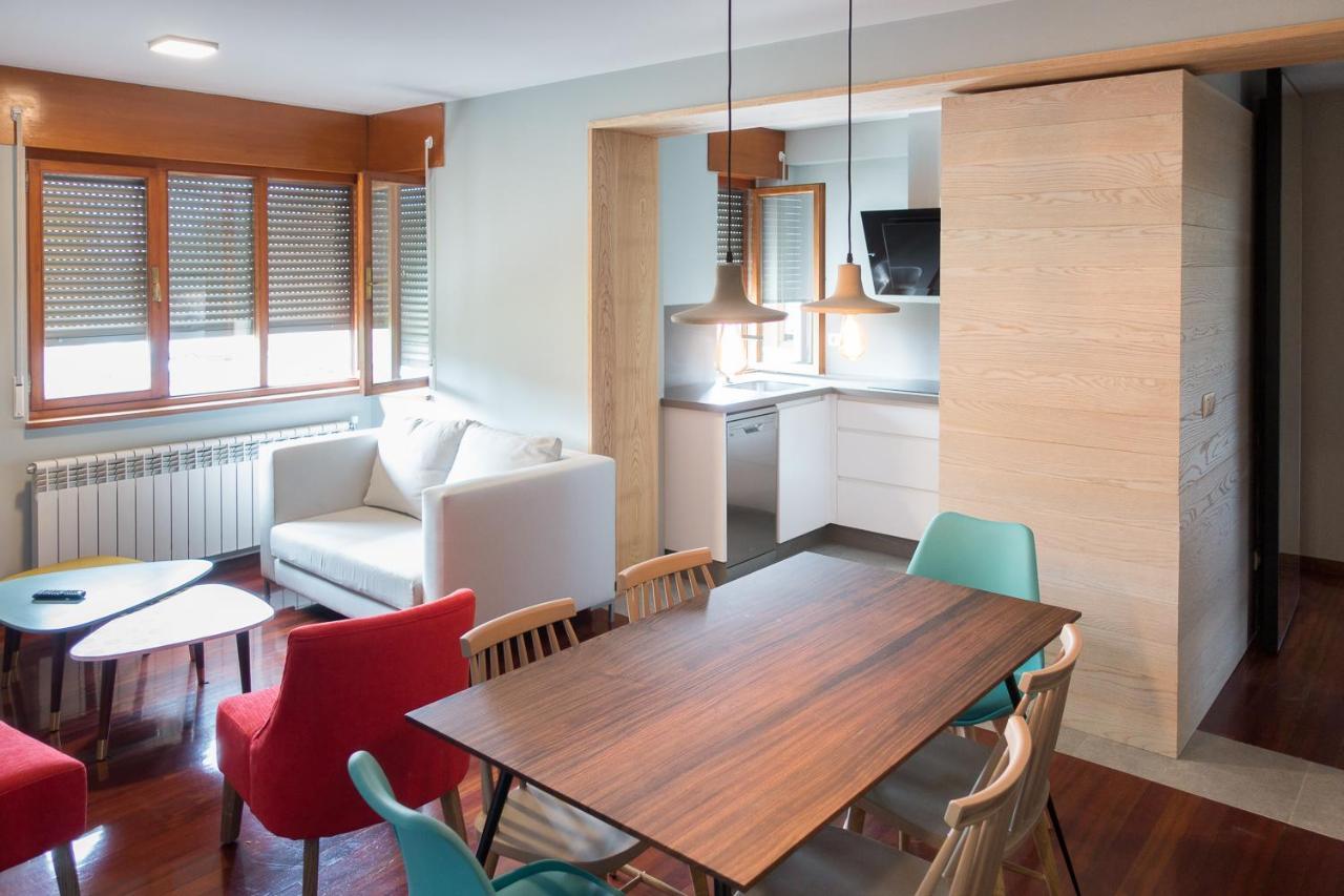 Apartamentos Barcella Tapia タピア・デ・カサリエゴ エクステリア 写真