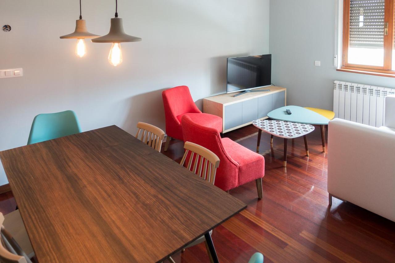 Apartamentos Barcella Tapia タピア・デ・カサリエゴ エクステリア 写真